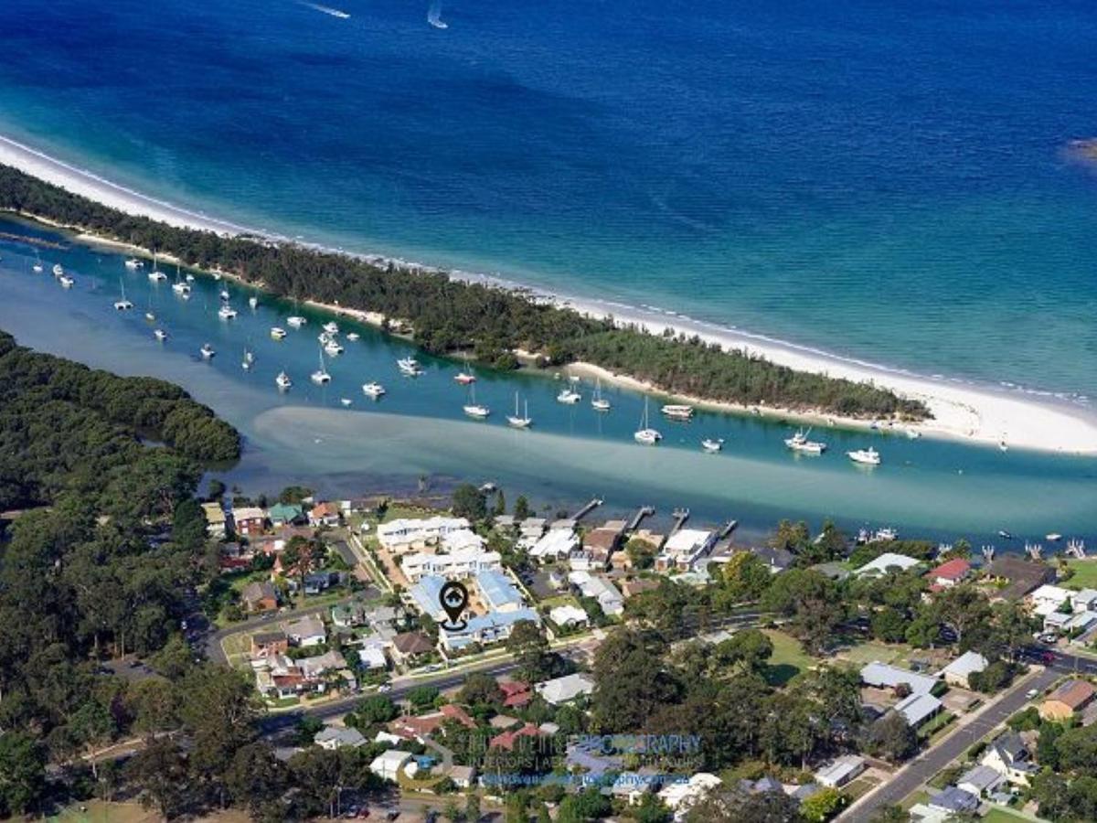 The Porthole Of Huskisson By Experience Jervis Bay Exterior photo