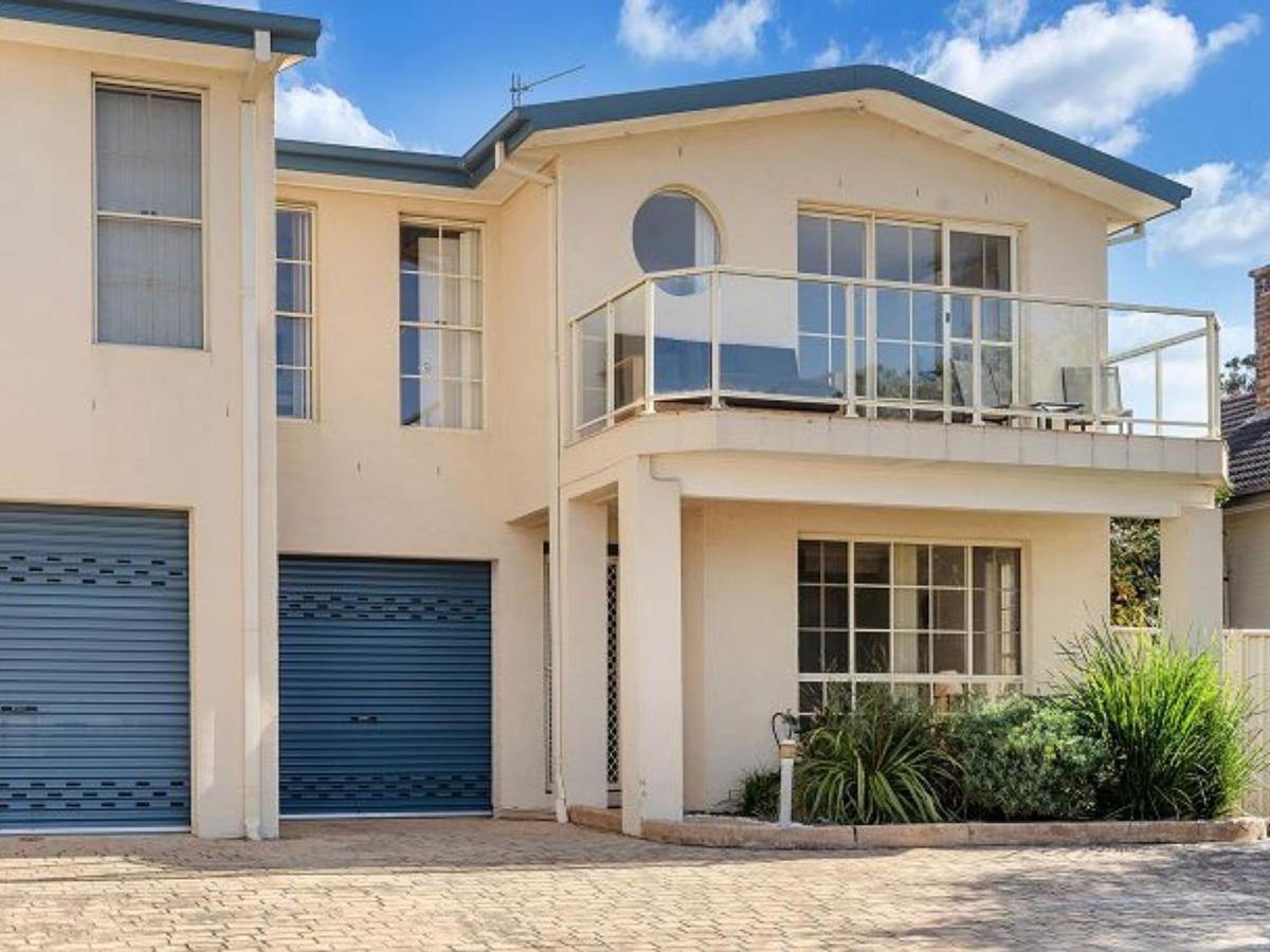 The Porthole Of Huskisson By Experience Jervis Bay Exterior photo