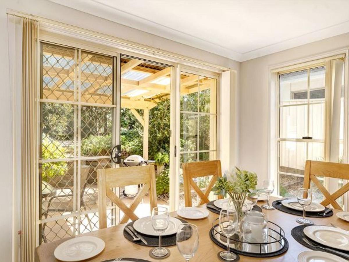 The Porthole Of Huskisson By Experience Jervis Bay Exterior photo