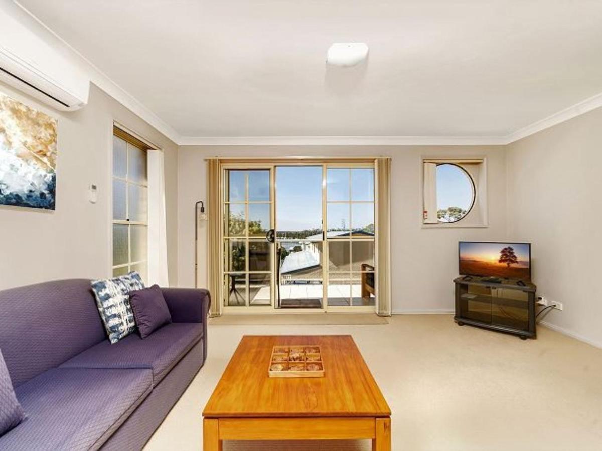 The Porthole Of Huskisson By Experience Jervis Bay Exterior photo