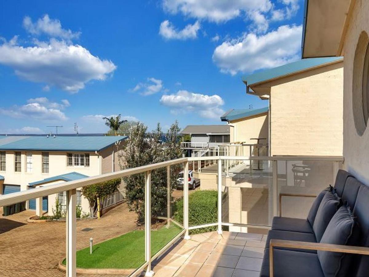 The Porthole Of Huskisson By Experience Jervis Bay Exterior photo